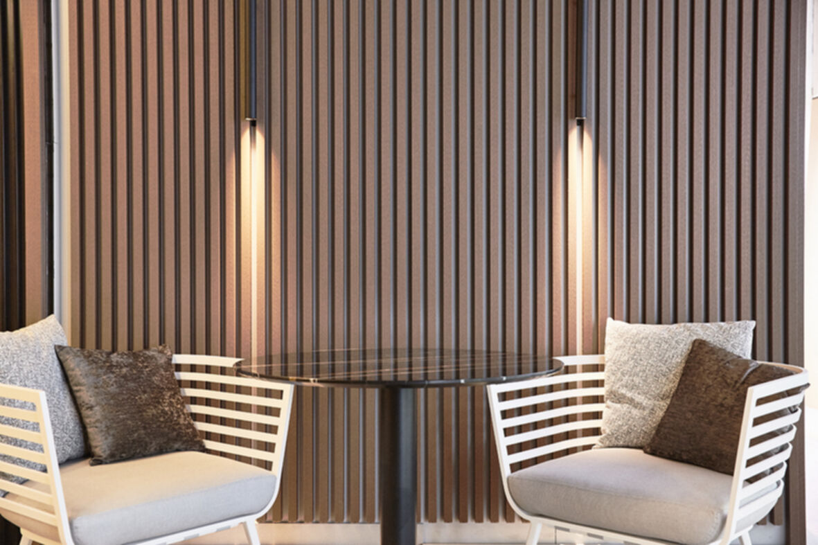 Restaurant und Hotelgewerbe_Vertical Sonnenschutz, jalousien_Vorzeigeprojekte - Hybrid holz