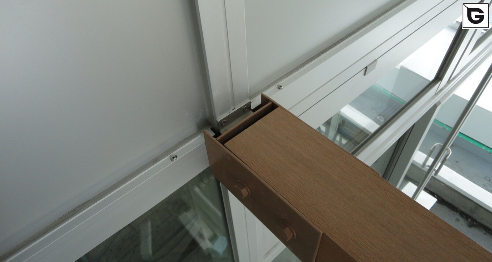 Assembly
 Pergola 8521