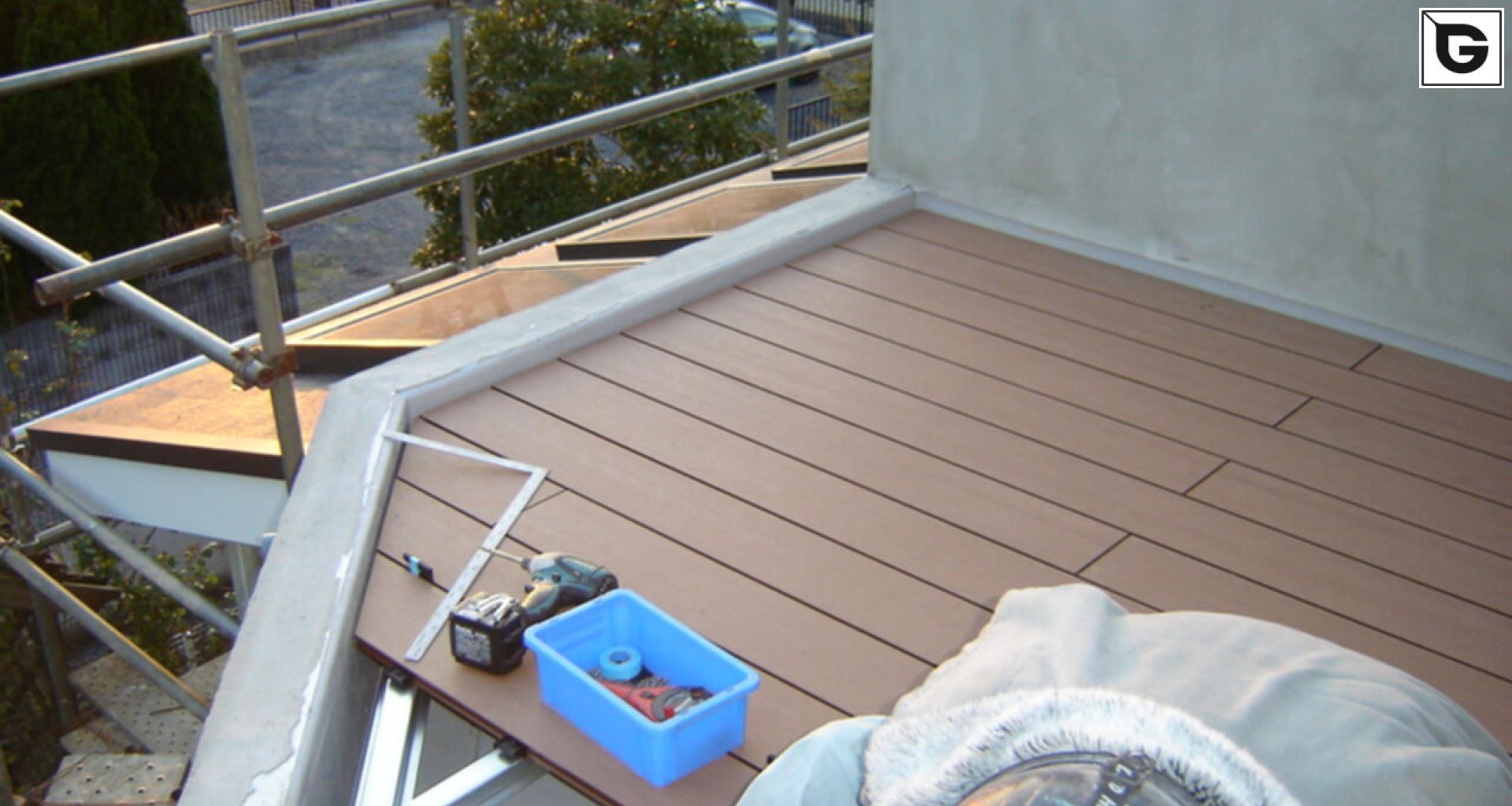 Assembly
 Decking 8524