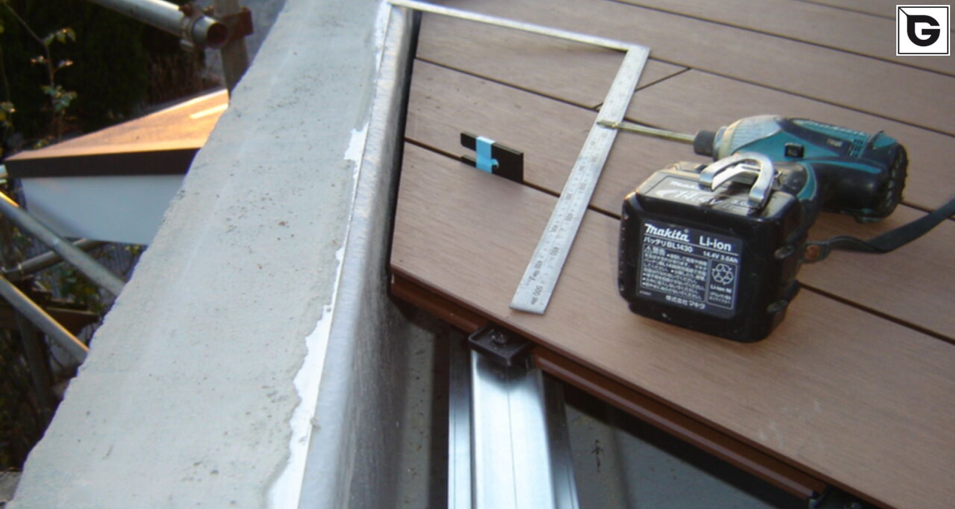 Assembly
 Decking 8524