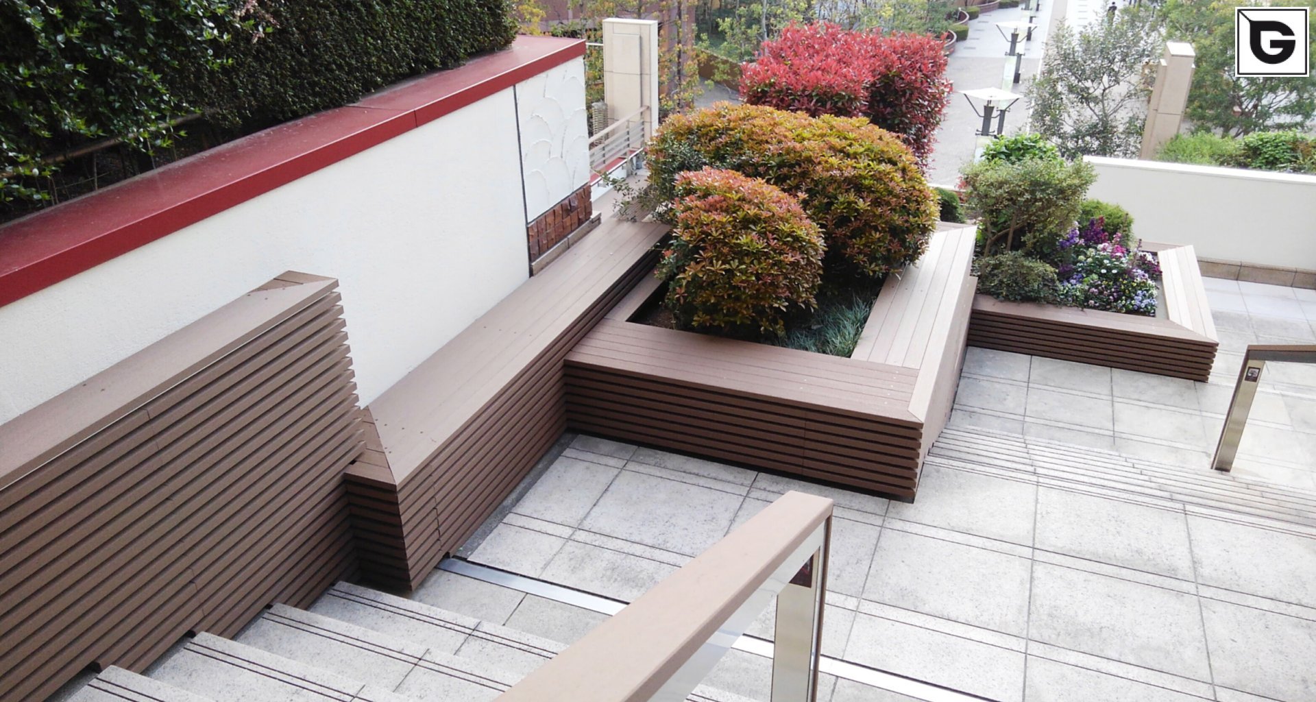 Einrichtungen_Zäune, Mauer, Portal_öffentlicher Platz