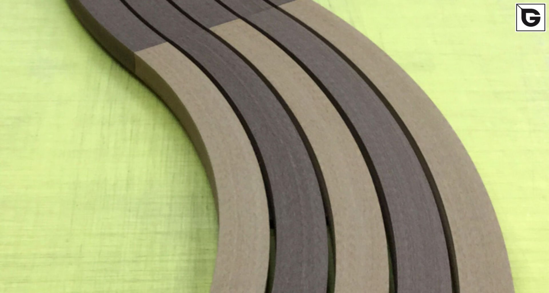 Einrichtungen_Straßenausstattung_Gebogene Profilen