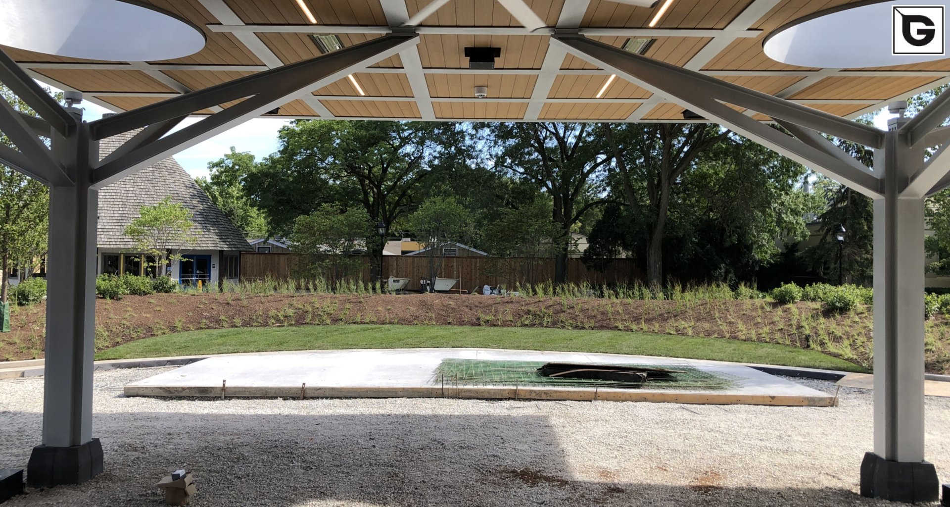 Einrichtungen_Dachuntersicht_öffentlicher Platz