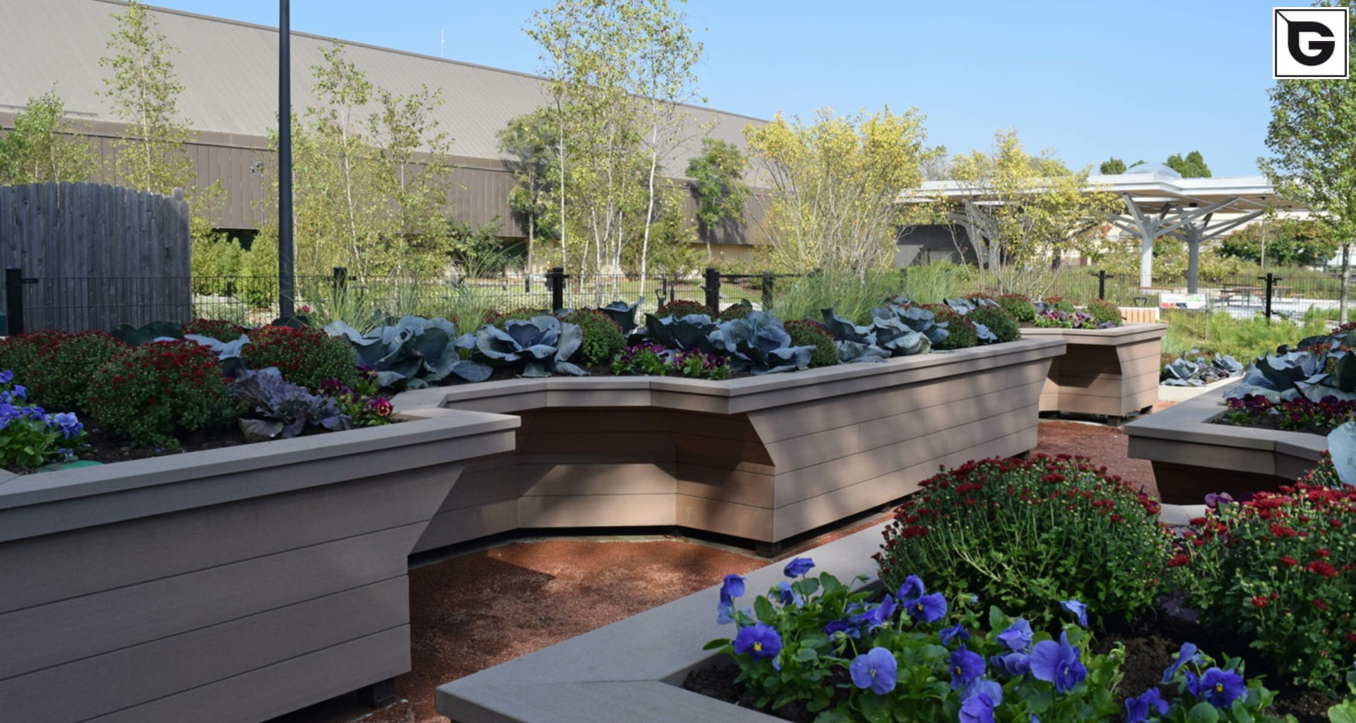 Einrichtungen_Dachuntersicht_öffentlicher Platz