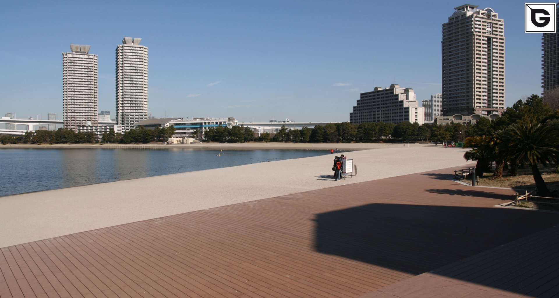 Einrichtungen_Brücken, Rampen, Gehweg_Am Wasser entlang