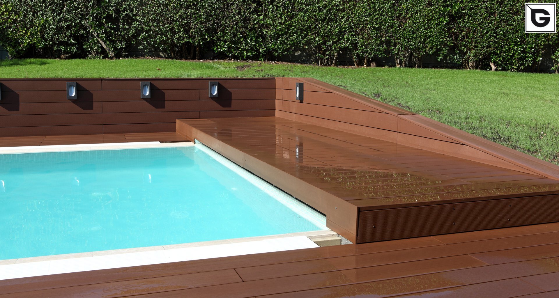 Einrichtungen_Schwimmbad deck_Am Wasser entlang