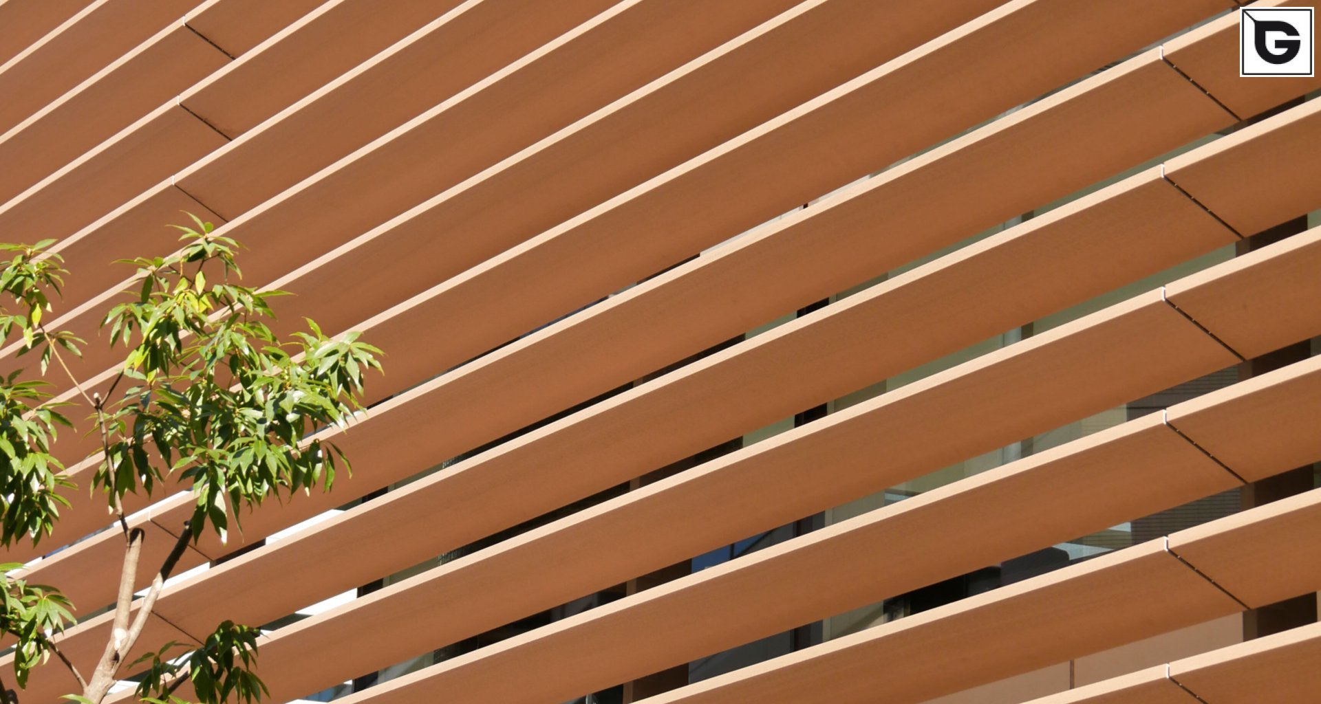 Verwaltungsgebäude_Horizontal Sonnenschutz, jalousien_Büros