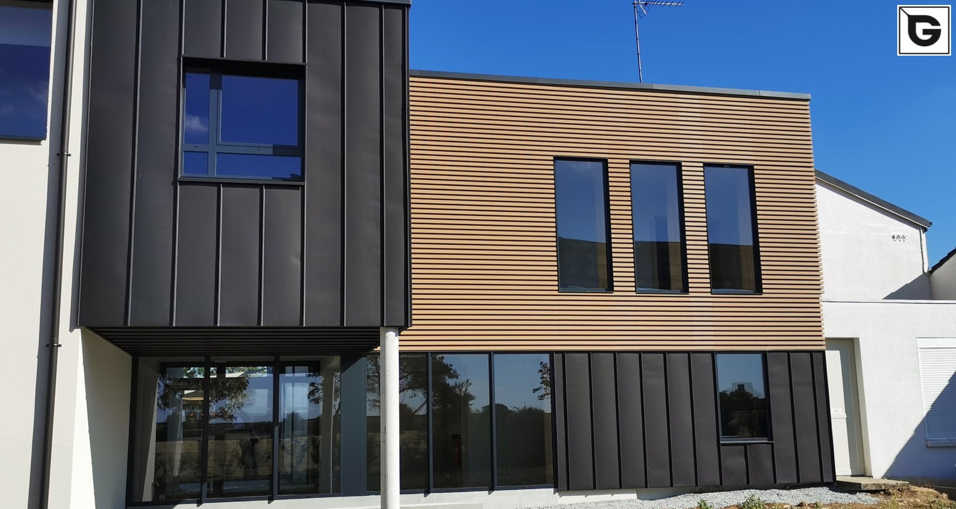 Restaurant und Hotelgewerbe_Offene Fassadenverkleidung - horiz._Hotel