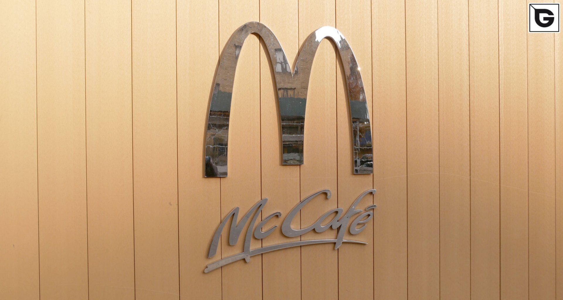 Restaurant und Hotelgewerbe_Offene Fassadenverkleidung - verti._Restaurant