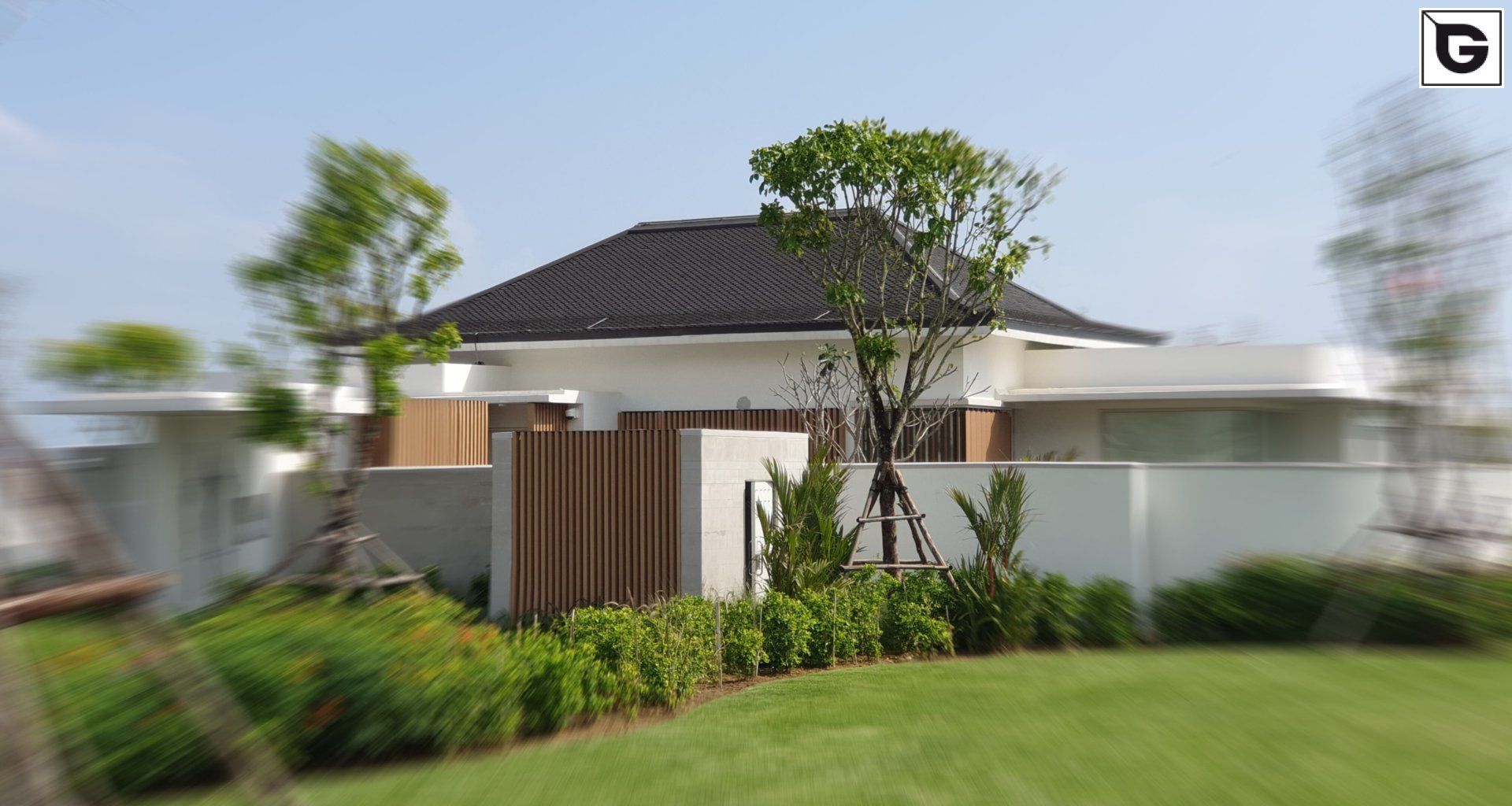 Restaurant und Hotelgewerbe_Vertical Sonnenschutz, jalousien_Am Wasser entlang