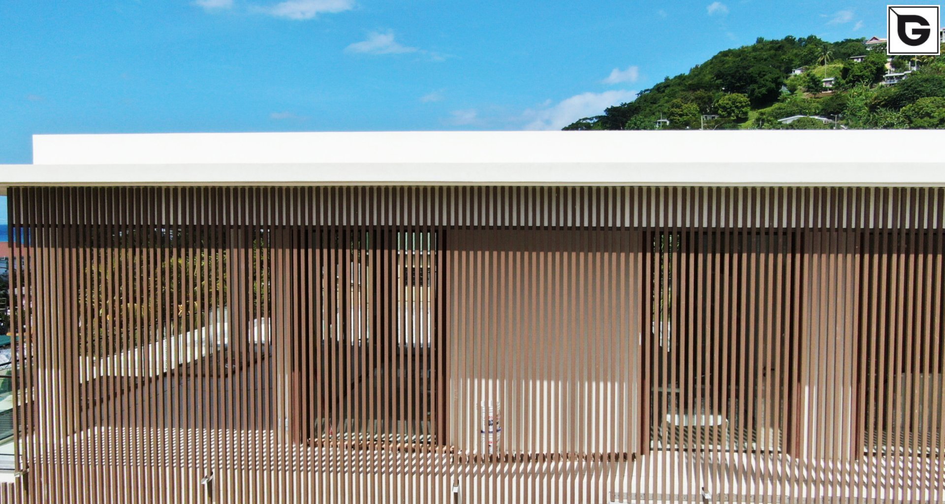 Restaurant und Hotelgewerbe_Vertical Sonnenschutz, jalousien_Vorzeigeprojekte - Hybrid holz