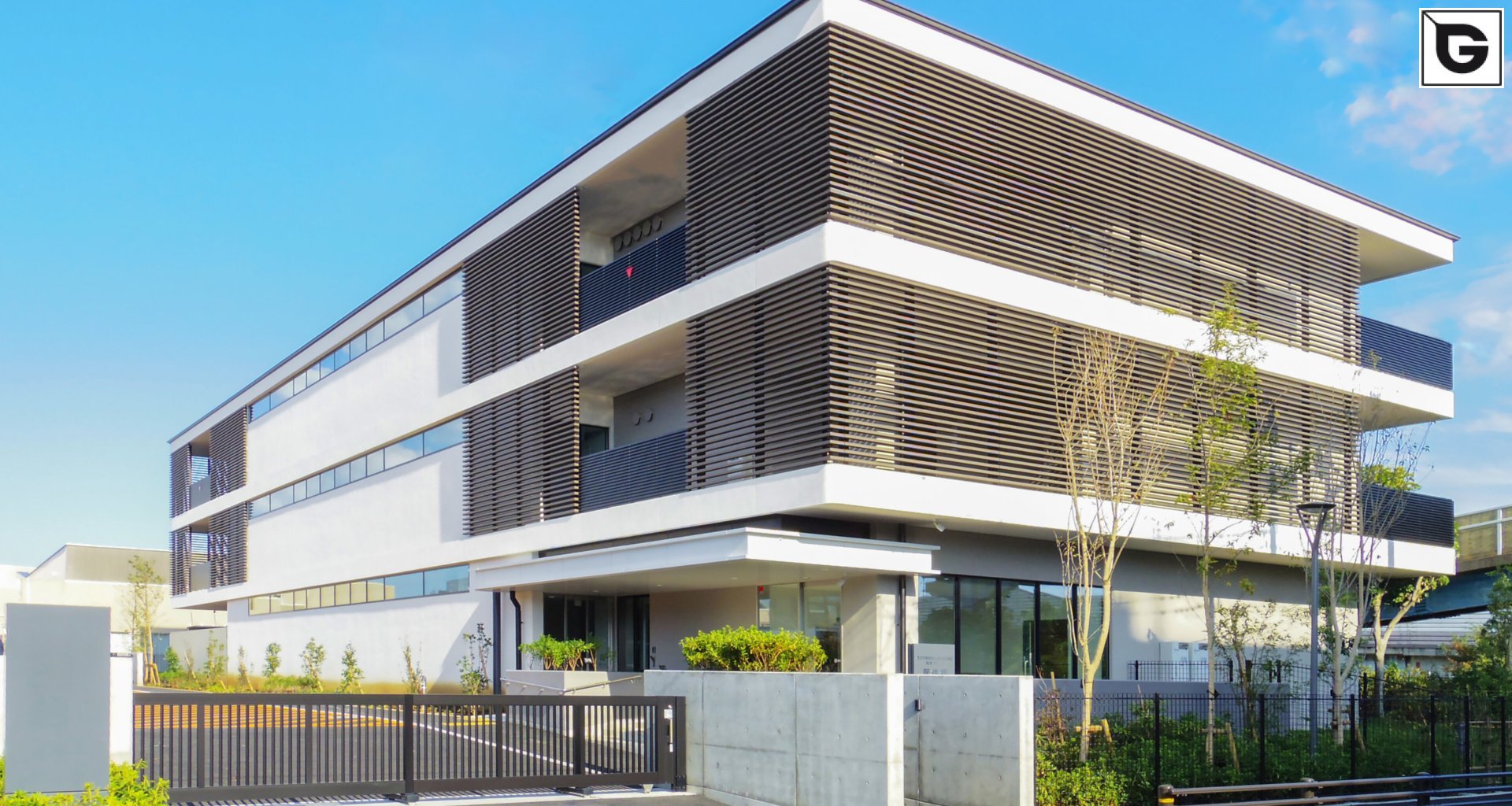 Institutionelle Einrichtungen_Horizontal Sonnenschutz, jalousien_Büros