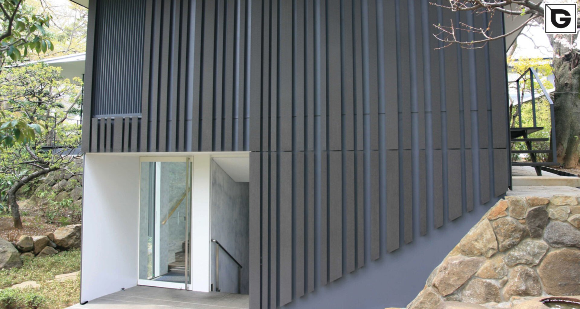 Institutionelle Einrichtungen_Fassadenverkleidung - vertikal_Ausstellung, Museum