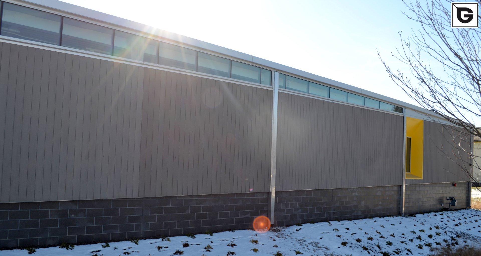 Institutionelle Einrichtungen_Fassadenverkleidung - vertikal_Ausstellung, Museum