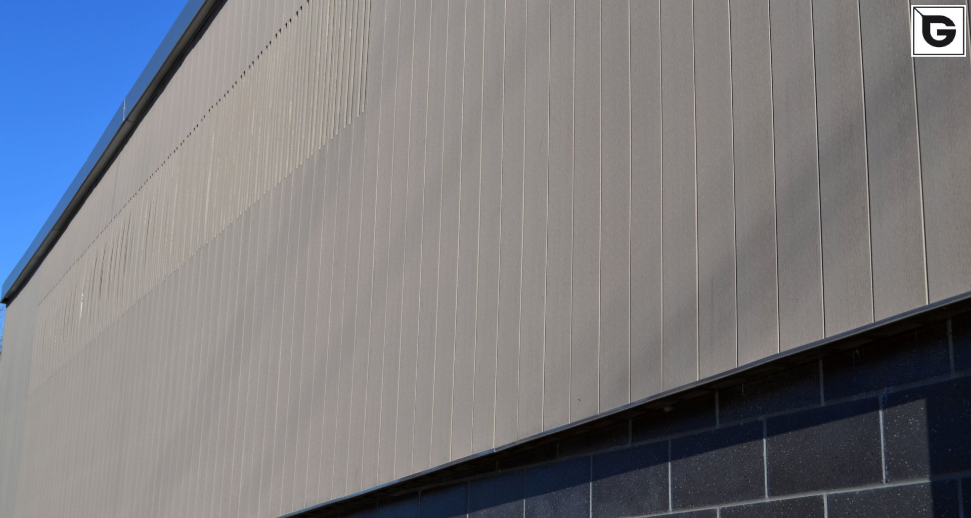 Institutionelle Einrichtungen_Fassadenverkleidung - vertikal_Ausstellung, Museum