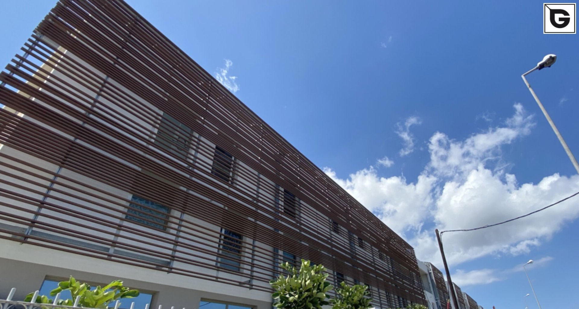 Institutionelle Einrichtungen_Horizontal Sonnenschutz, jalousien_Krankenhaus, Arztpraxis