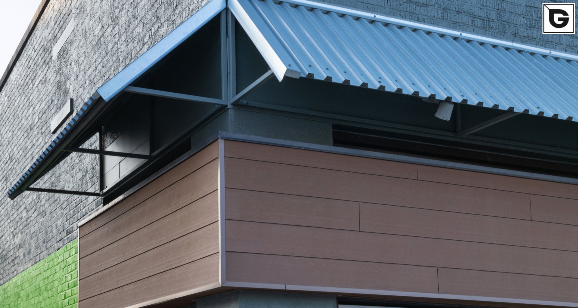 Institutionelle Einrichtungen_Fassadenverkleidung - horizontal_kommerzielles Zeichen