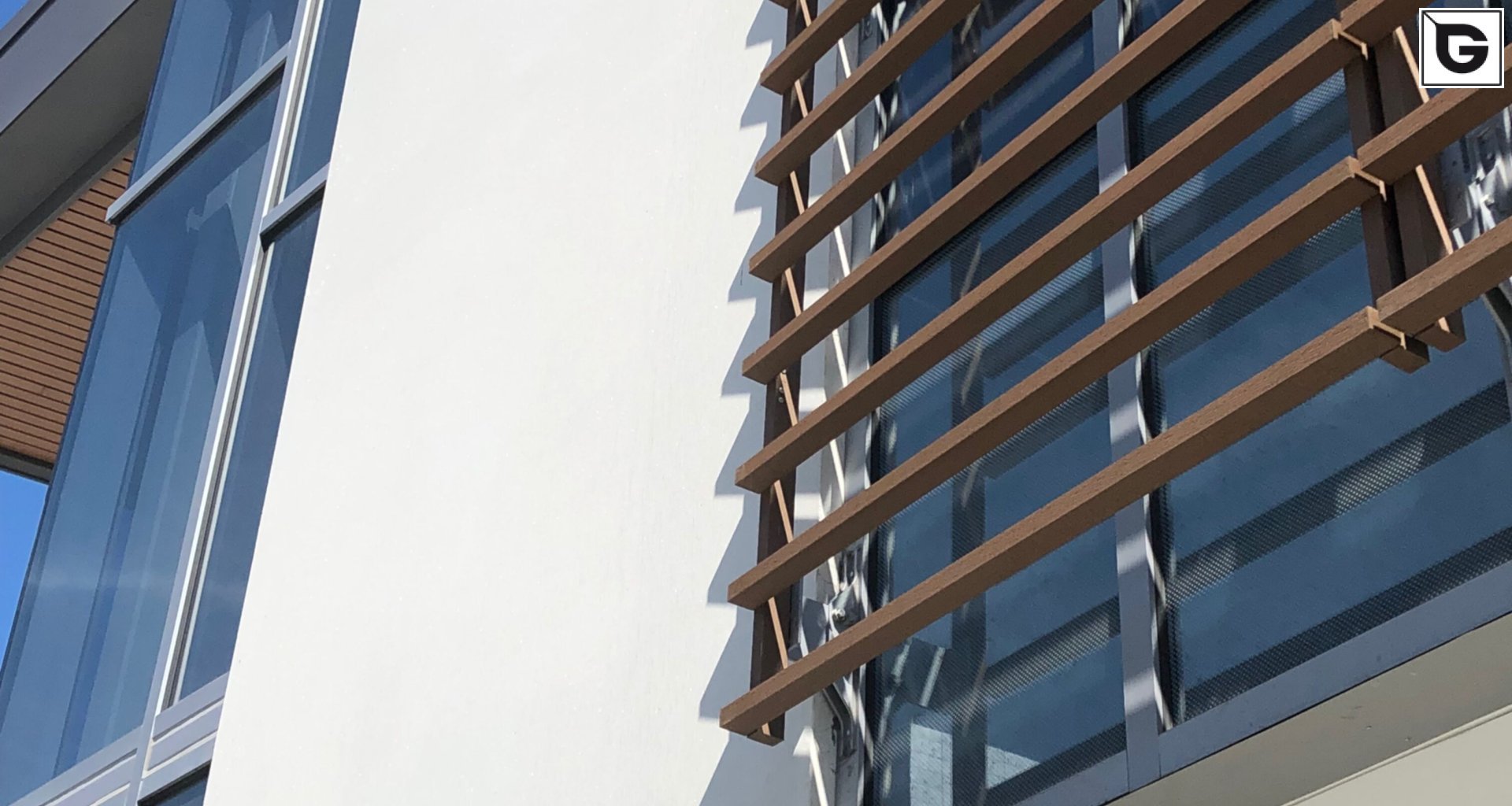 Institutionelle Einrichtungen_Horizontal Sonnenschutz, jalousien_Krankenhaus, Arztpraxis