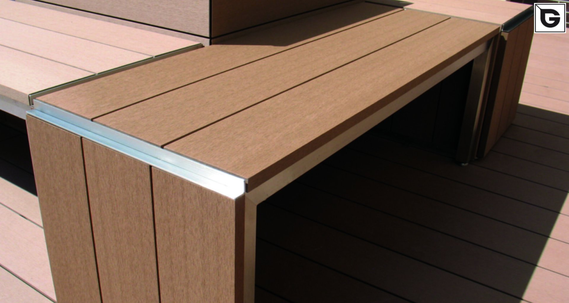 Institutionelle Einrichtungen_Straßenausstattung_Gebogene Profilen