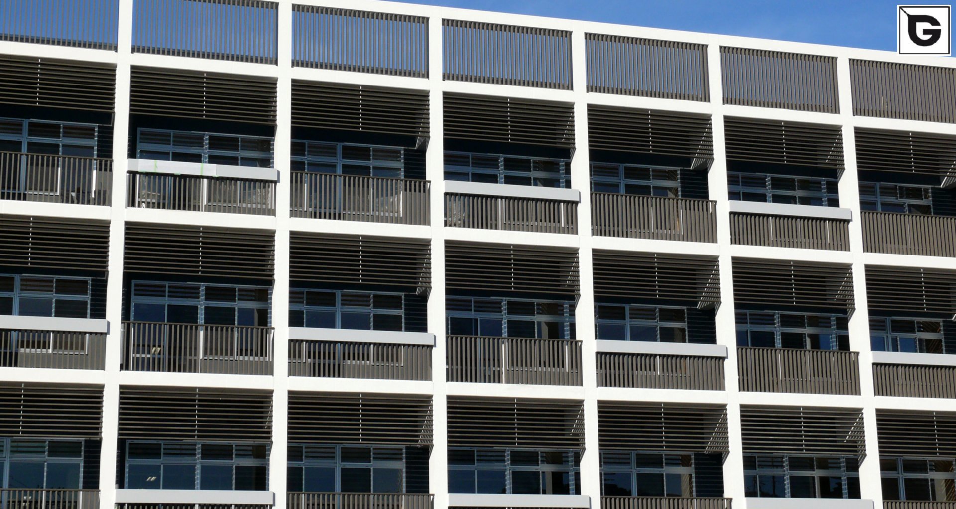 Institutionelle Einrichtungen_Geländer_Gebogene Profilen