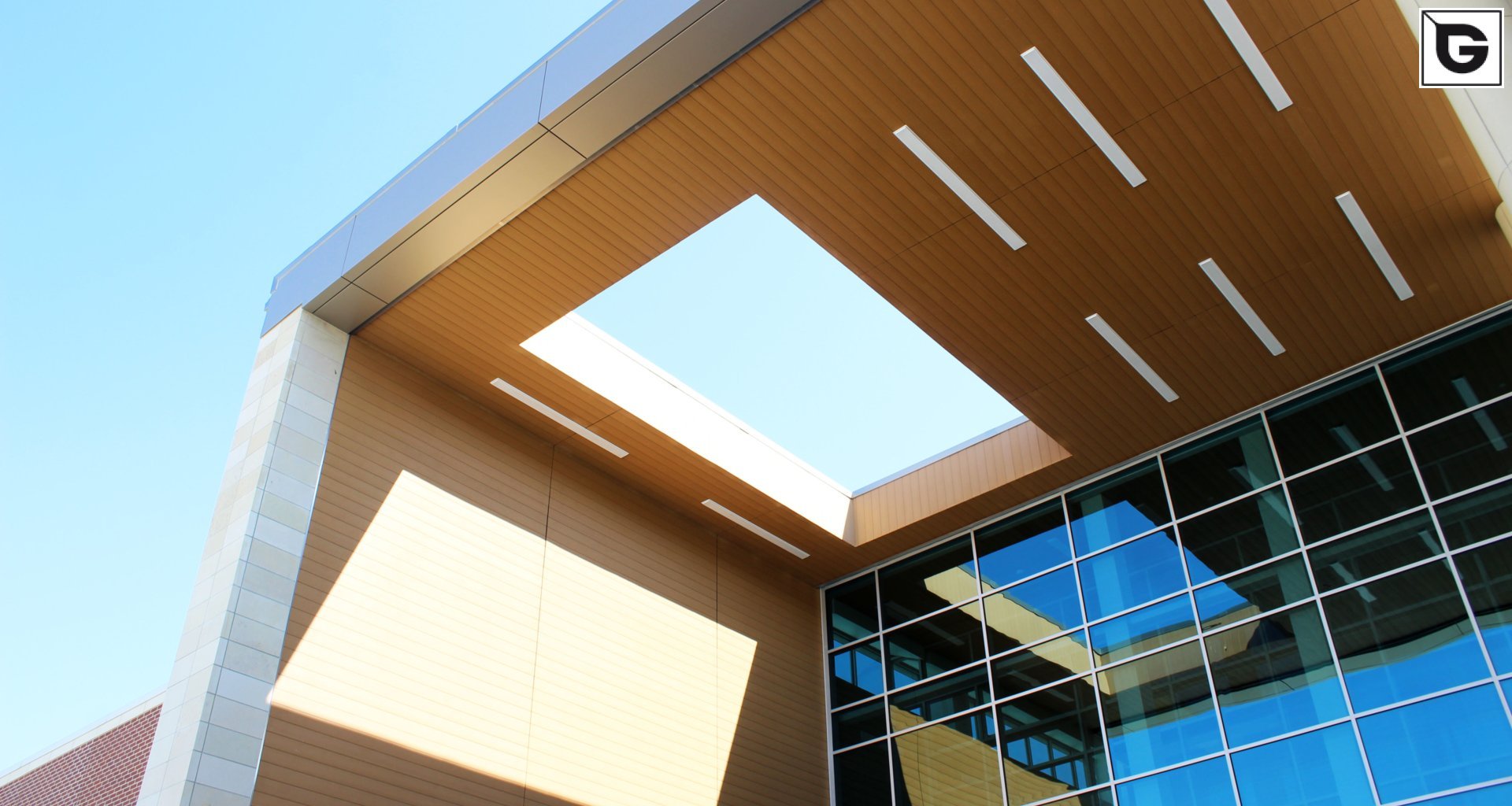 Institutionelle Einrichtungen_Dachuntersicht_Gebogene Profilen