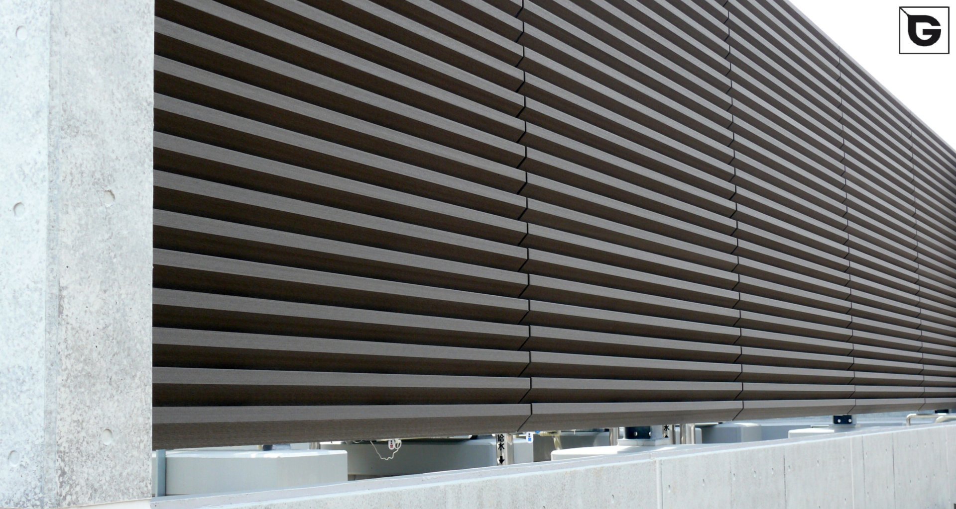 Institutionelle Einrichtungen_Vertical Sonnenschutz, jalousien_Lehranstalt