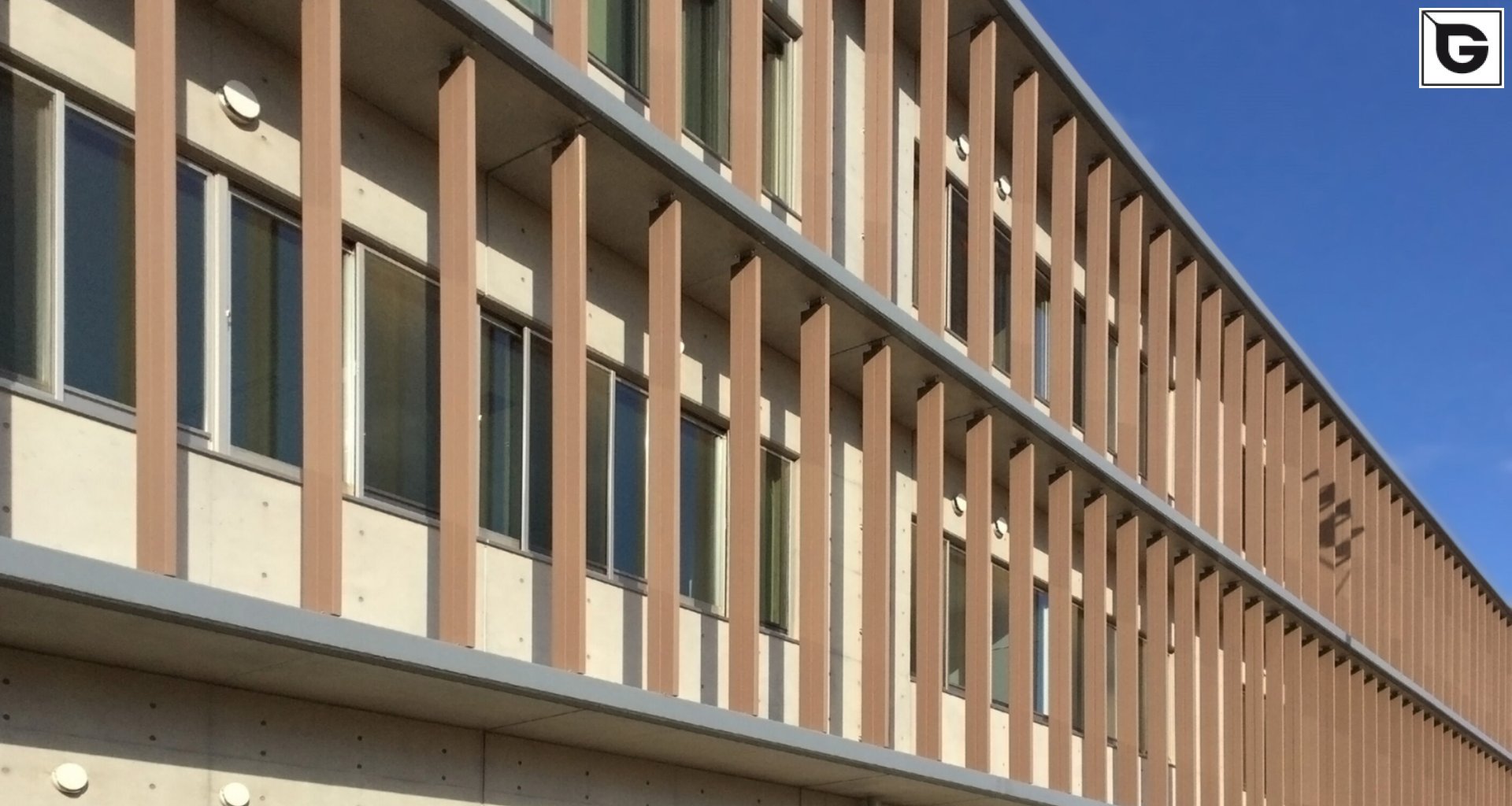 Institutionelle Einrichtungen_Vertical Sonnenschutz, jalousien_Lehranstalt