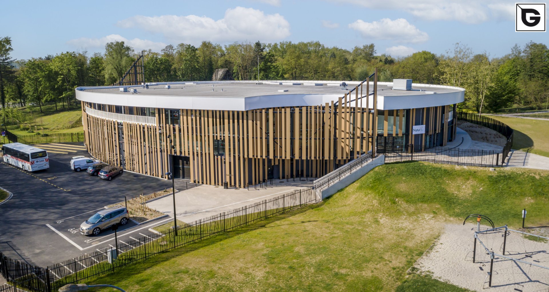 Wohngebäude_Verti & Horiz Fassadenverkleidung _Wohnhaus