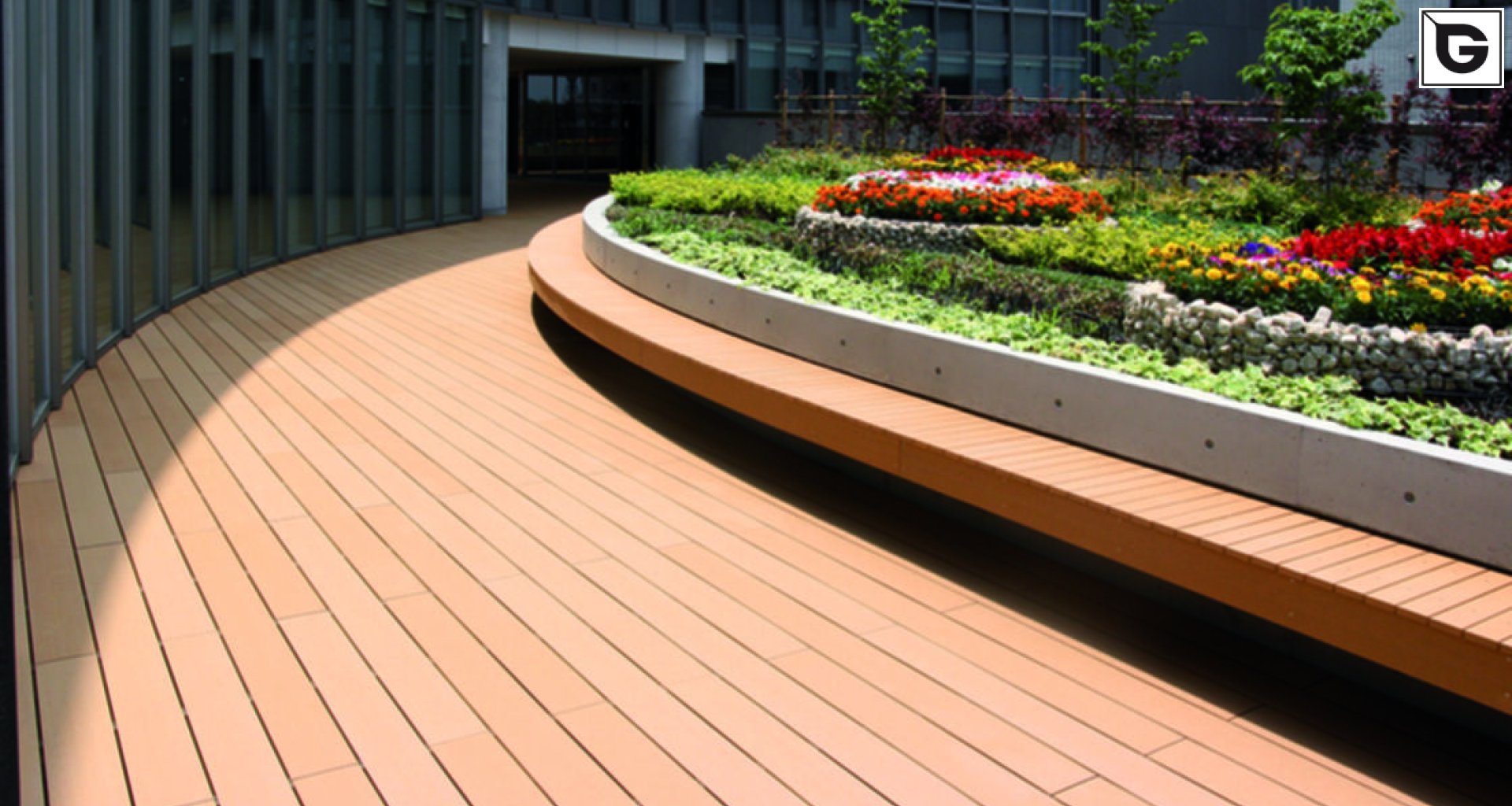 Kaufmännische Gebäude_Terrasse Gewerbliche Nutzung_Finanzielle Institution