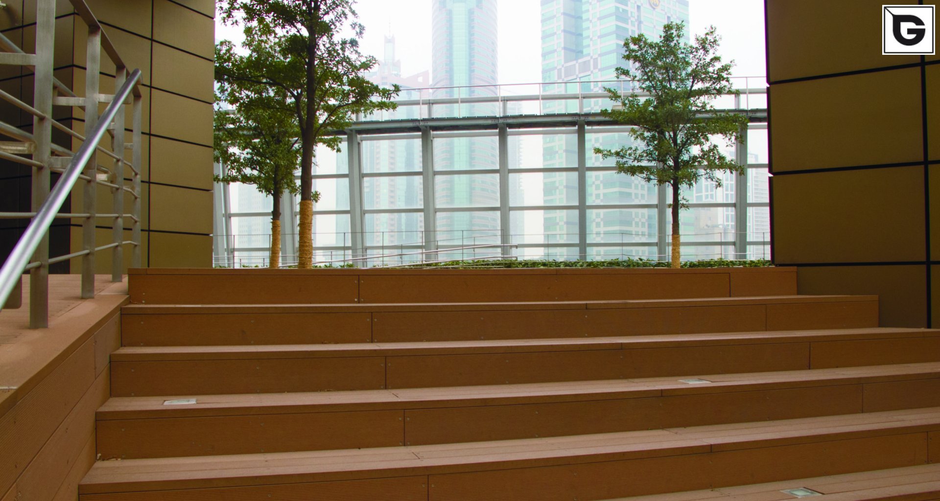 Kaufmännische Gebäude_Lattenrost_Finanzielle Institution