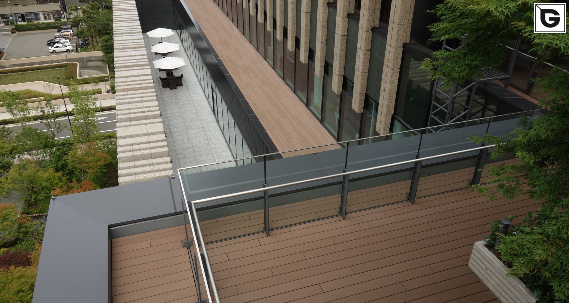 Kaufmännische Gebäude_Terrasse Gewerbliche Nutzung_Vorzeigeprojekte - WPC holz 