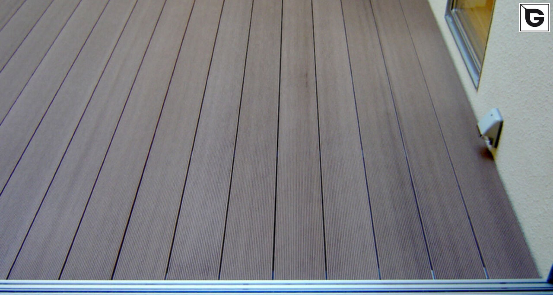 Wohngebäude_Dachanlage, Balk., Laufgang_Wohnhaus