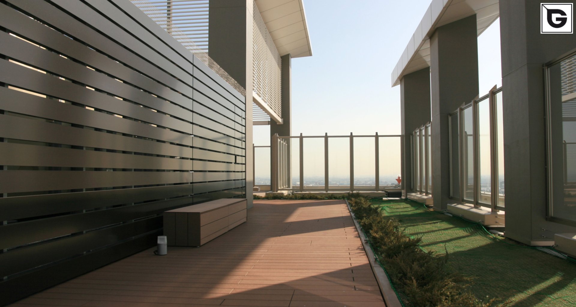 Wohngebäude_Dachanlage, Balk., Laufgang_Wohnhaus