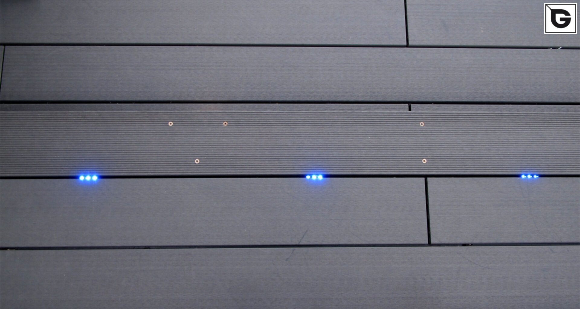 Transport-Einrichtungen_Terrasse Gewerbliche Nutzung_Flughafen, Bahnhof