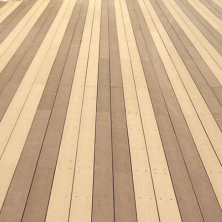 Einrichtungen_Terrasse Gewerbliche Nutzung_öffentlicher Platz