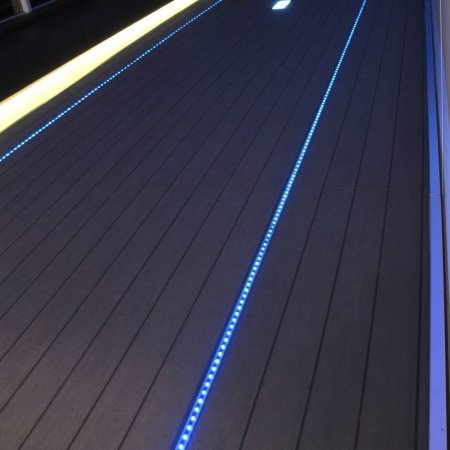 Transport-Einrichtungen_Terrasse Gewerbliche Nutzung_Flughafen, Bahnhof